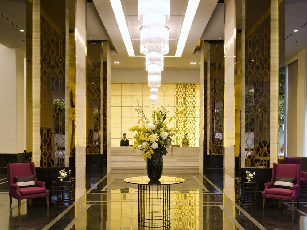 Отель Grande Centre Point Ploenchit Бангкок Экстерьер фото